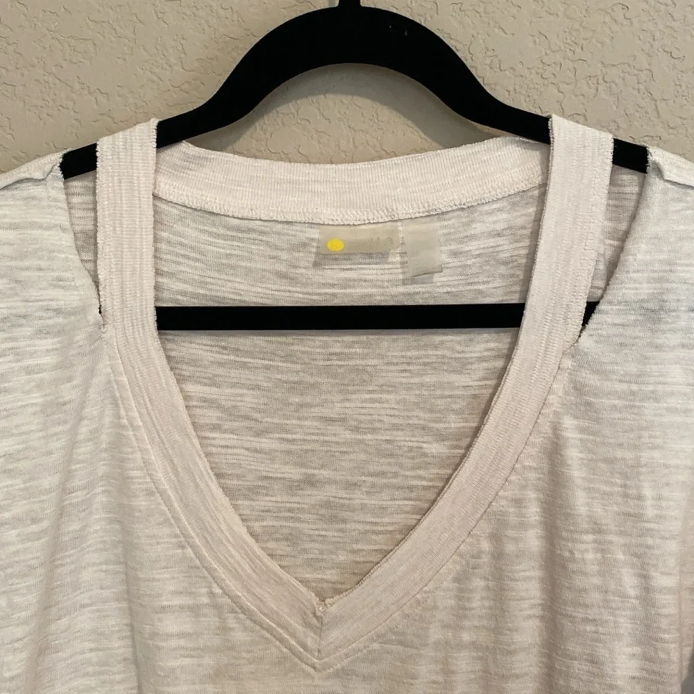 Zella Tee - Picture 2 of 5